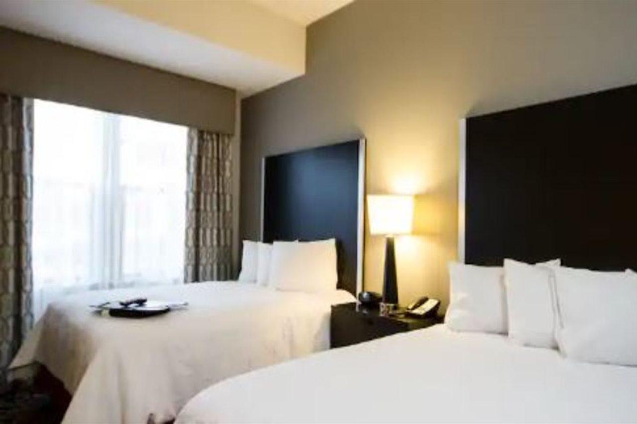 Hampton Inn & Suites Dupont Extérieur photo
