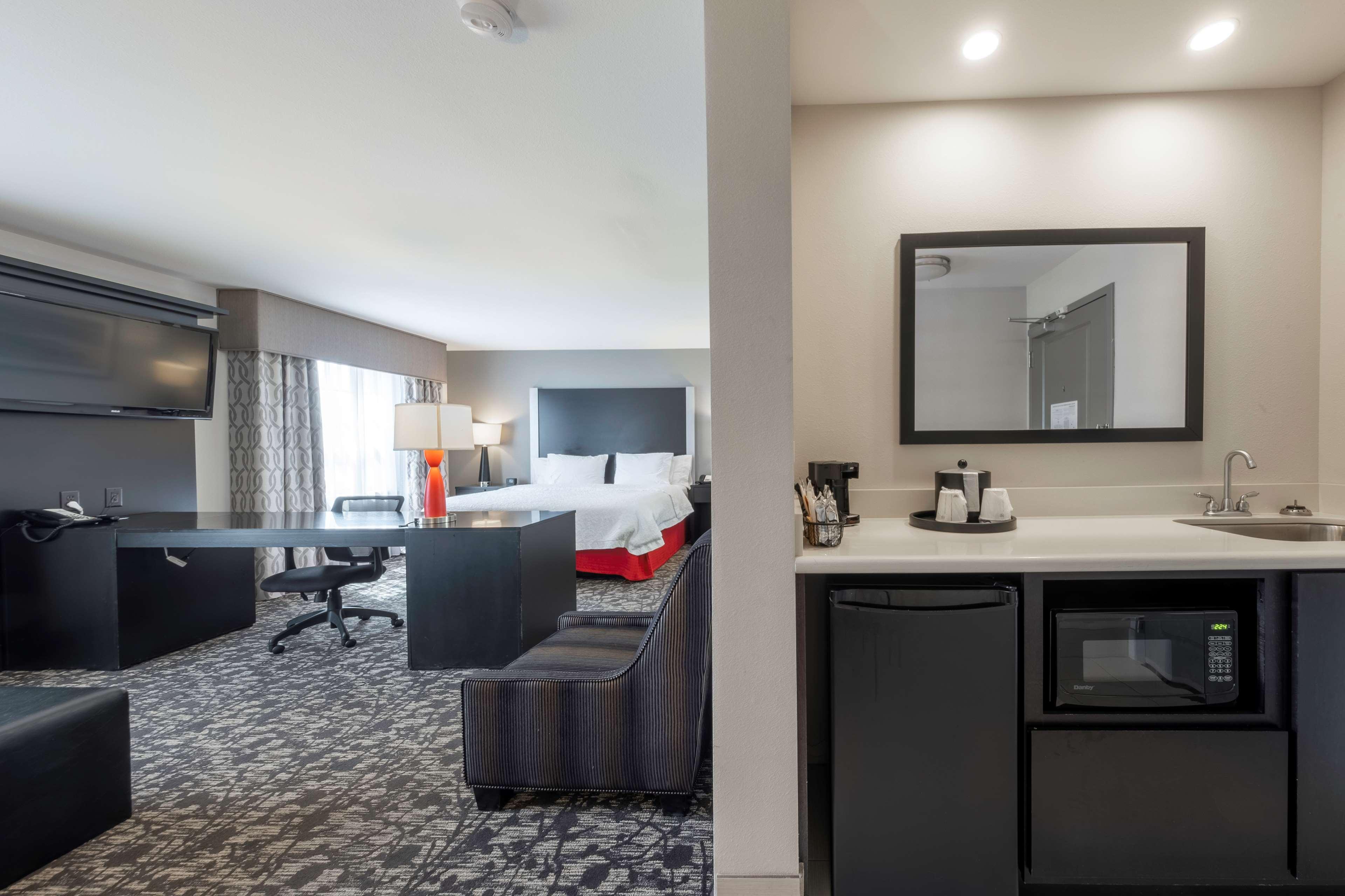 Hampton Inn & Suites Dupont Extérieur photo