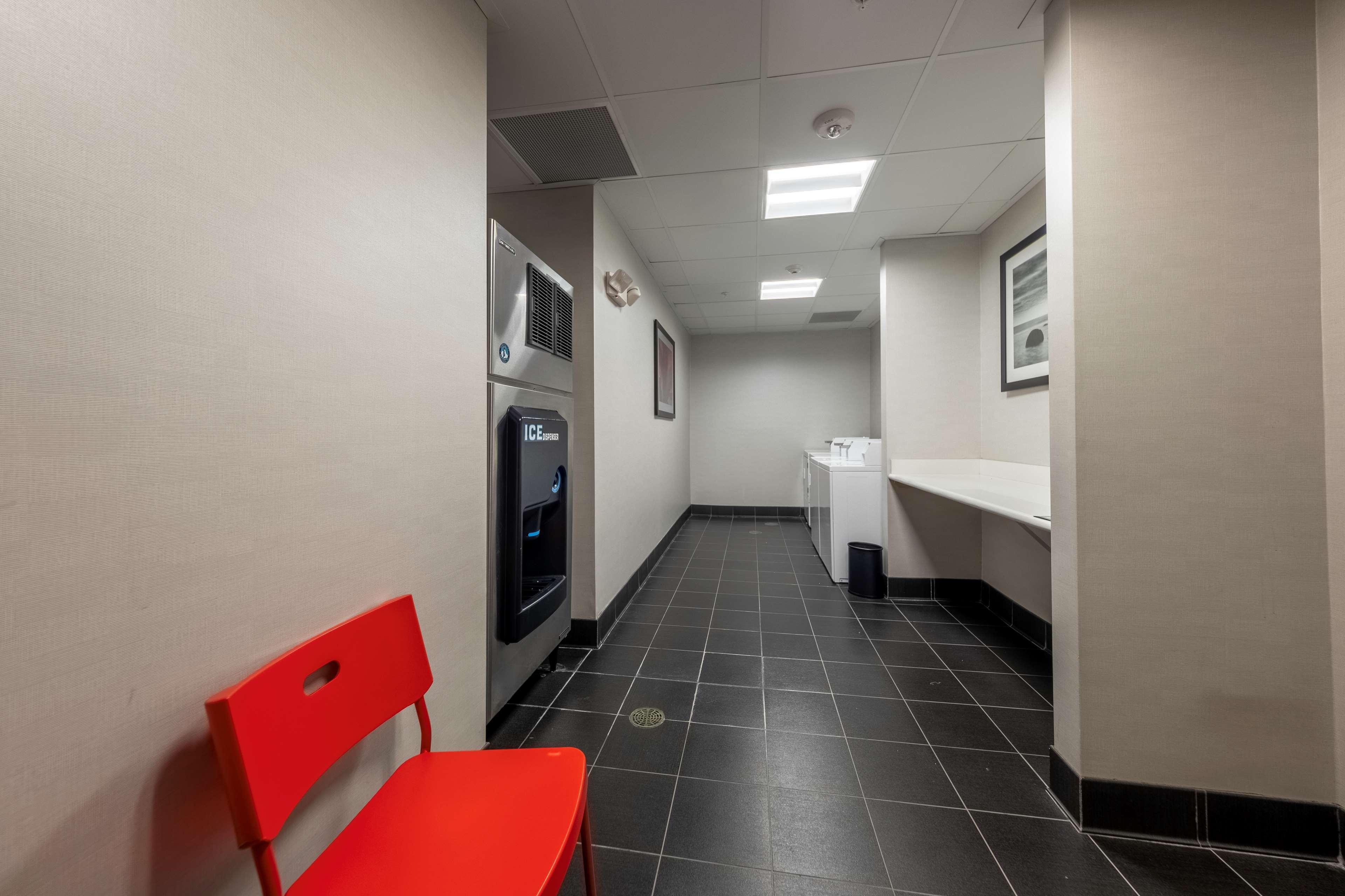 Hampton Inn & Suites Dupont Extérieur photo