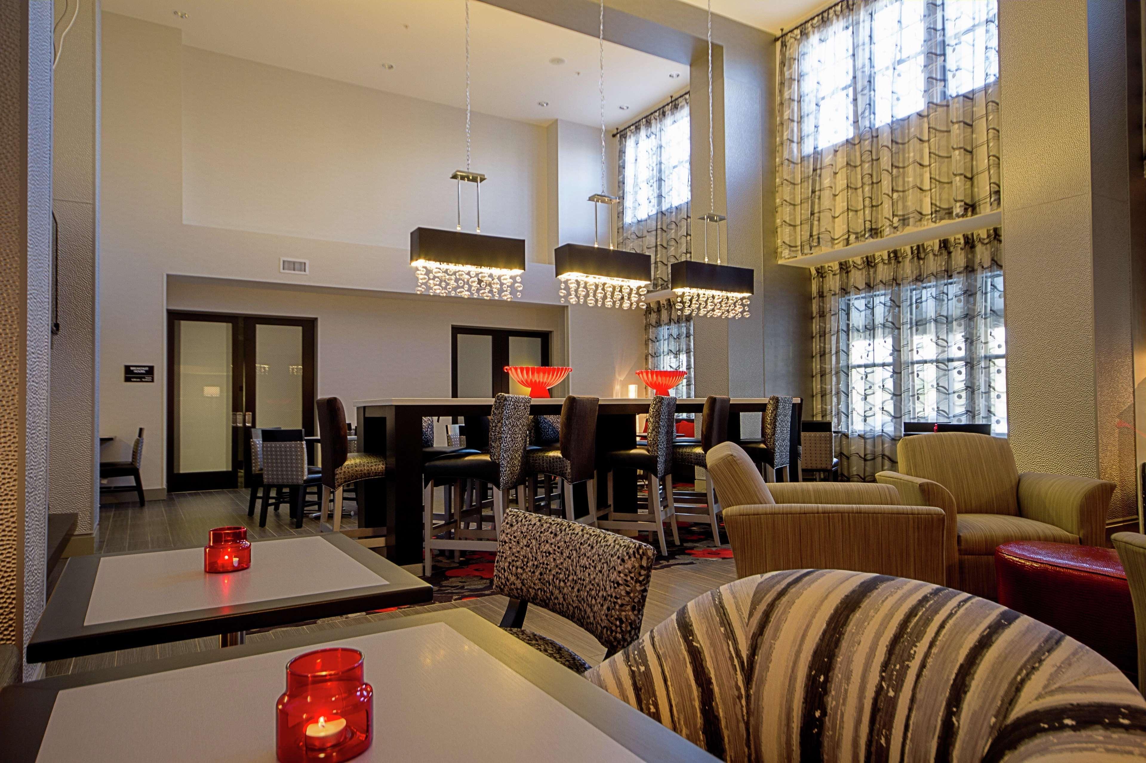 Hampton Inn & Suites Dupont Extérieur photo