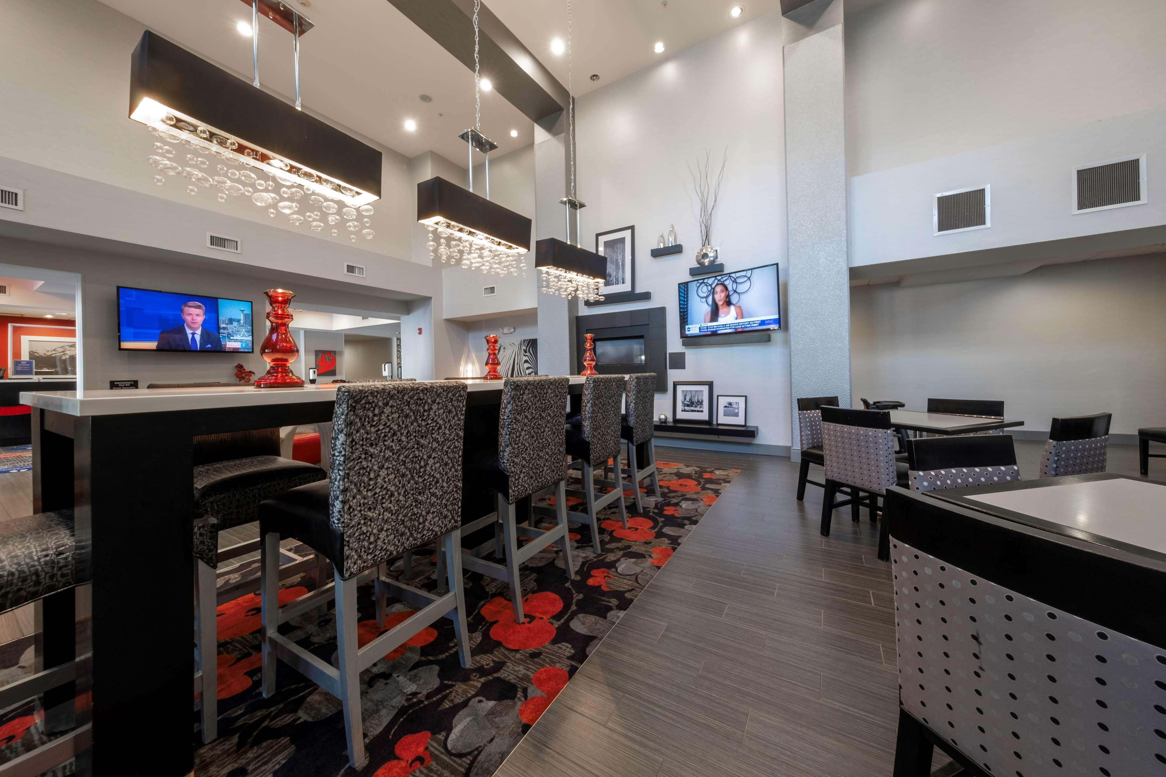 Hampton Inn & Suites Dupont Extérieur photo