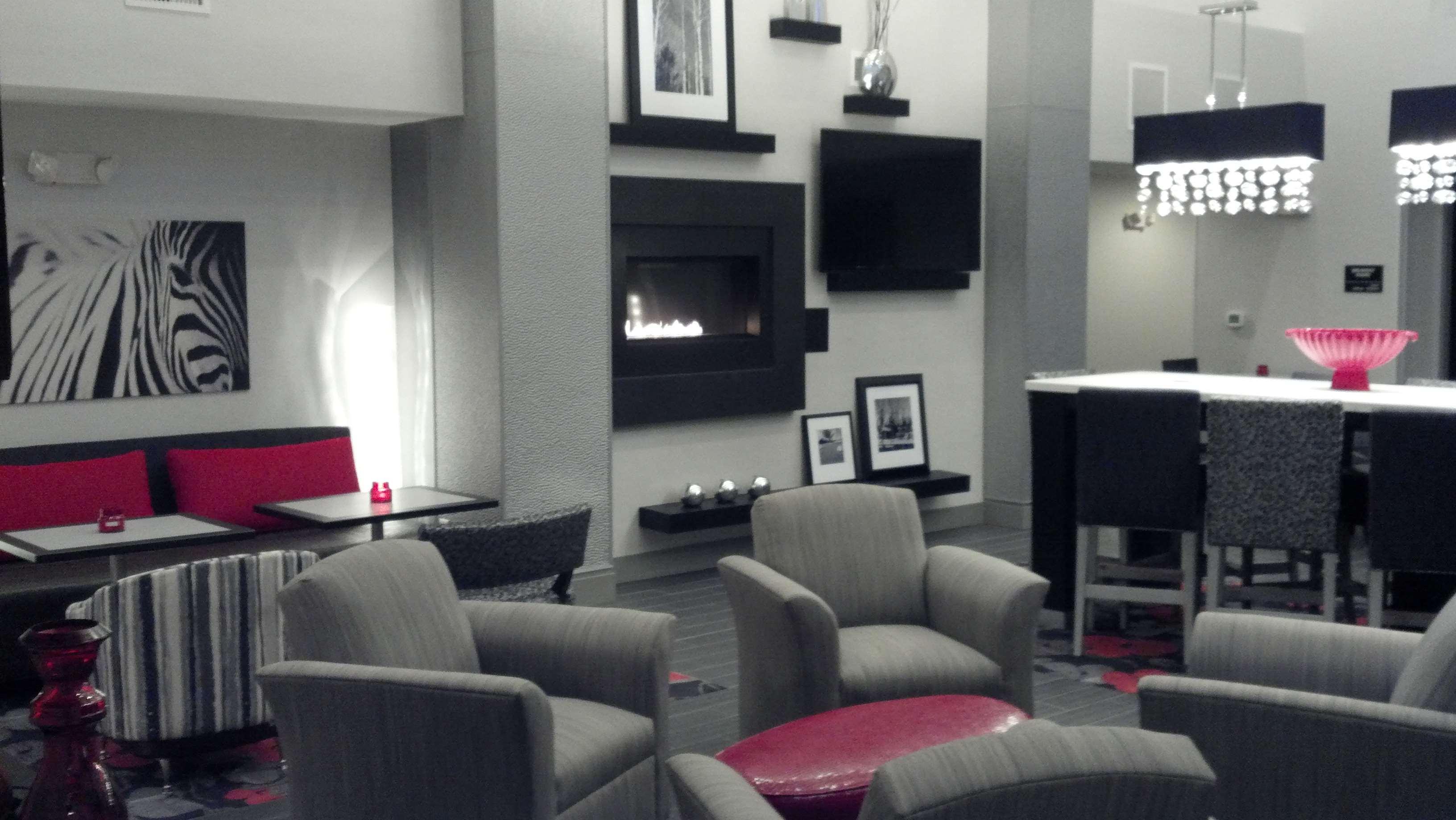 Hampton Inn & Suites Dupont Extérieur photo